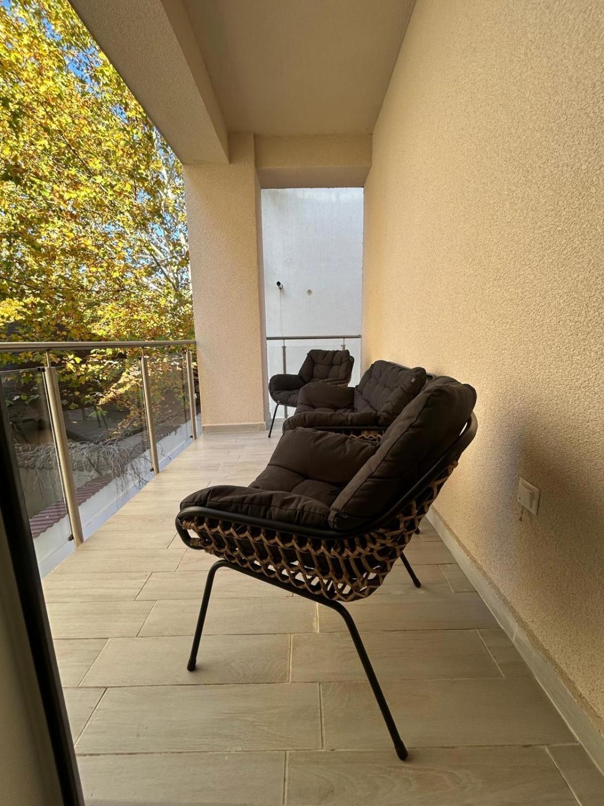 Residence Toscana#9 New Otopeni Kültér fotó
